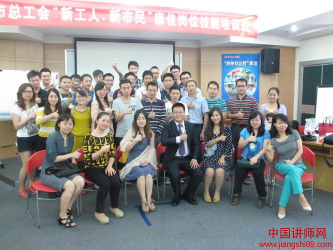 楼宇自控系统设计方案_楼宇广告投放方案_商场的楼宇广告机方案