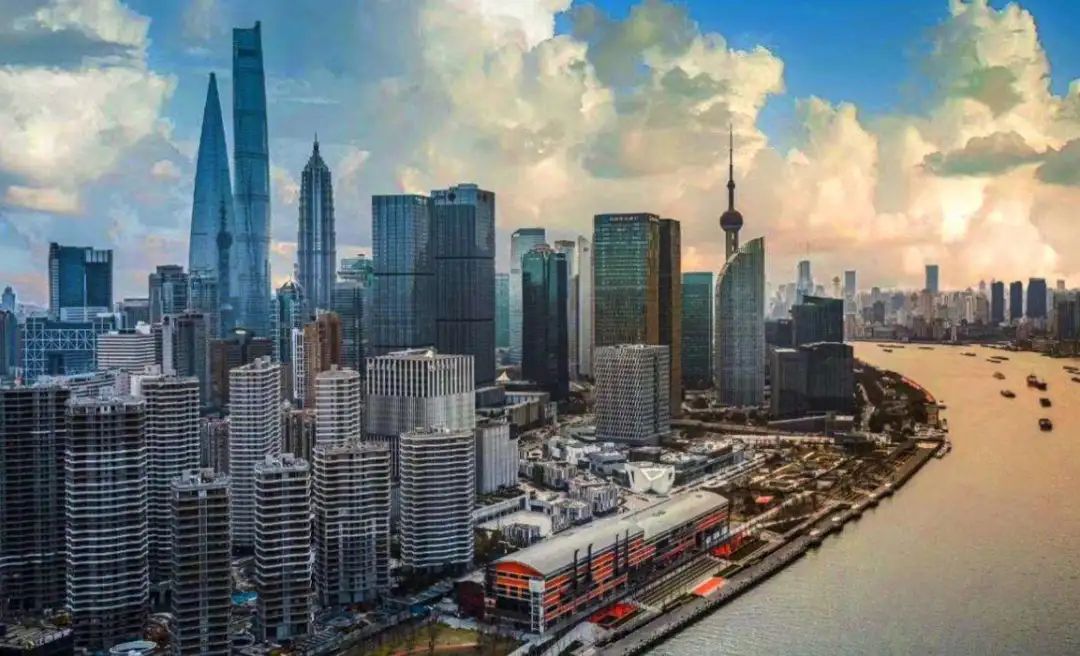 陆家嘴金融城税收亿元以上楼宇达110幢！逆势上扬源自应势而变