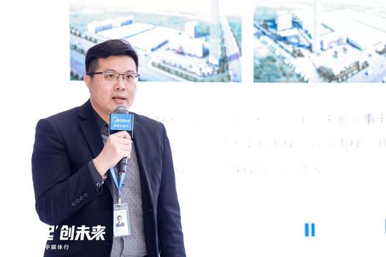 美的集团暖通与楼宇事业部国内营销公司副总经理兼电梯销售部总监 薛伟光