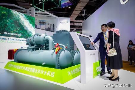 江森自控连续两年携智慧建筑科技亮相进博会