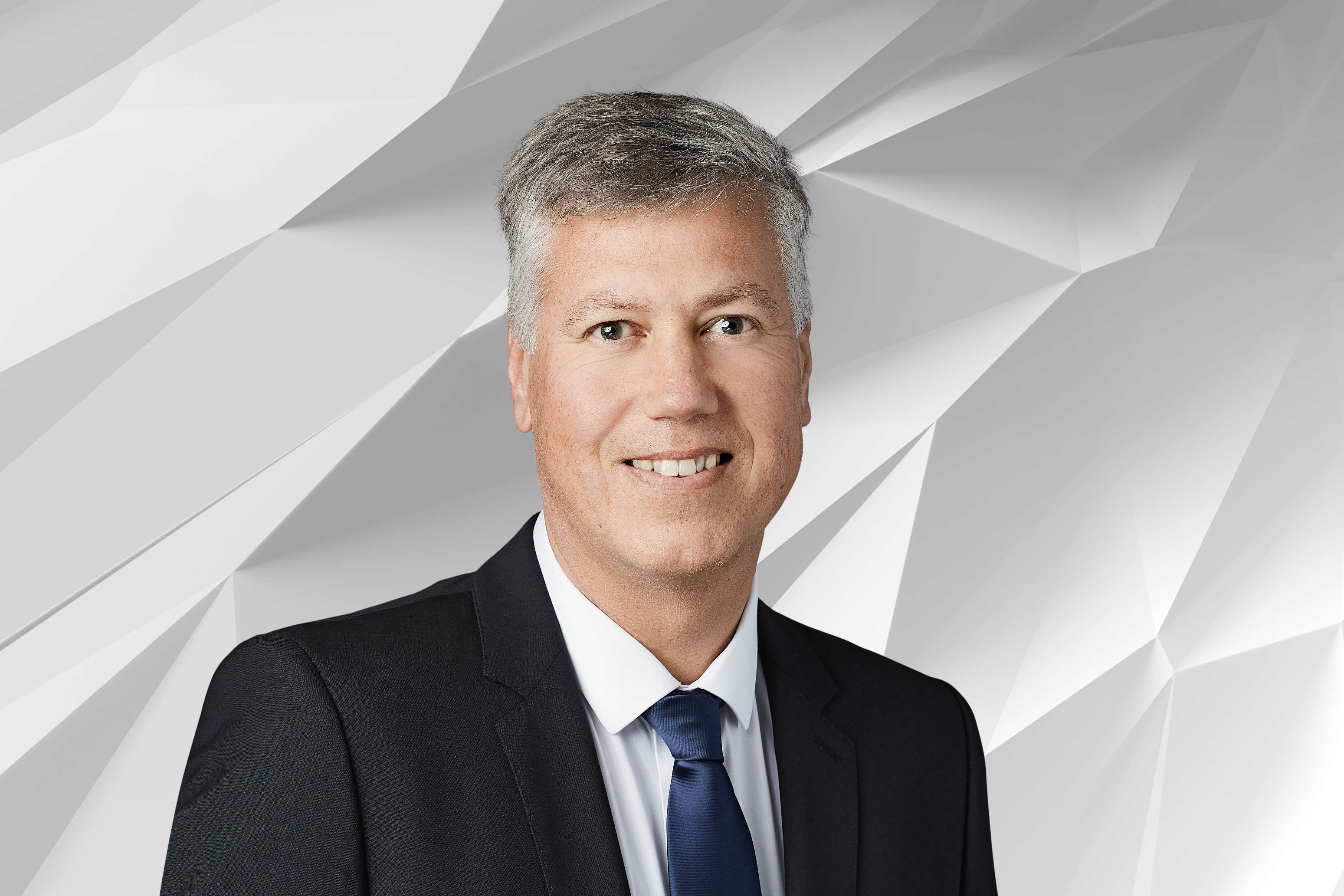 ABB 集团运动控制事业部全球总裁马腾