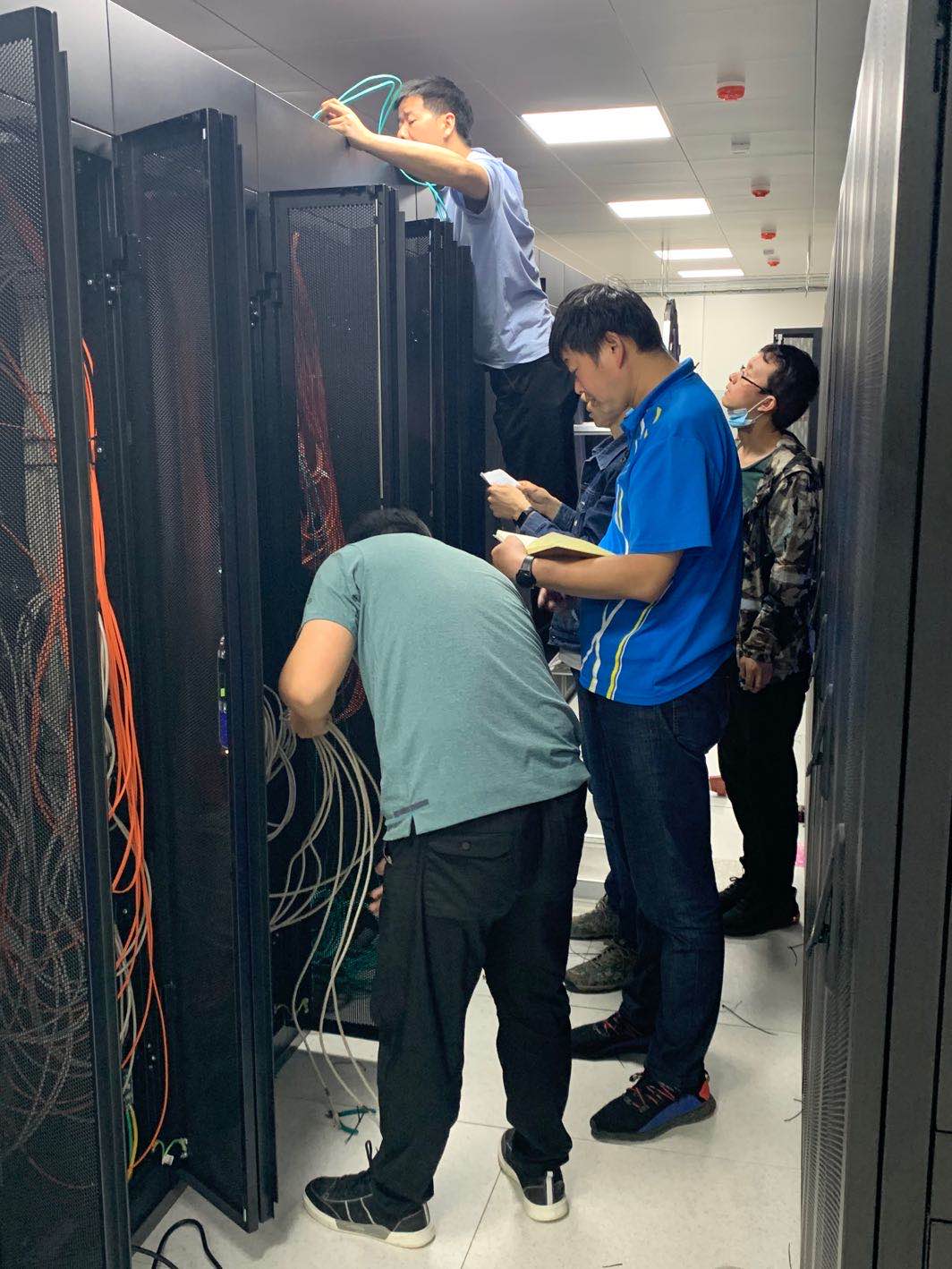 服务器机房管理流程图_机房能耗管理系统_能耗设施设备运行管理及节电,节水,节油等管理措施