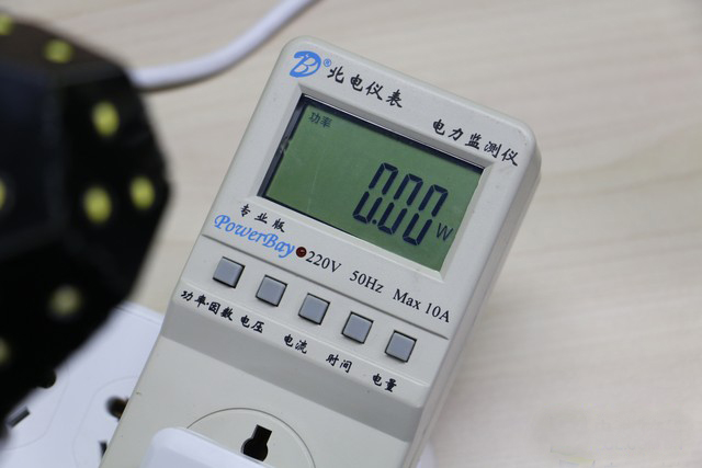 Nanoleaf LED台灯用电量实测