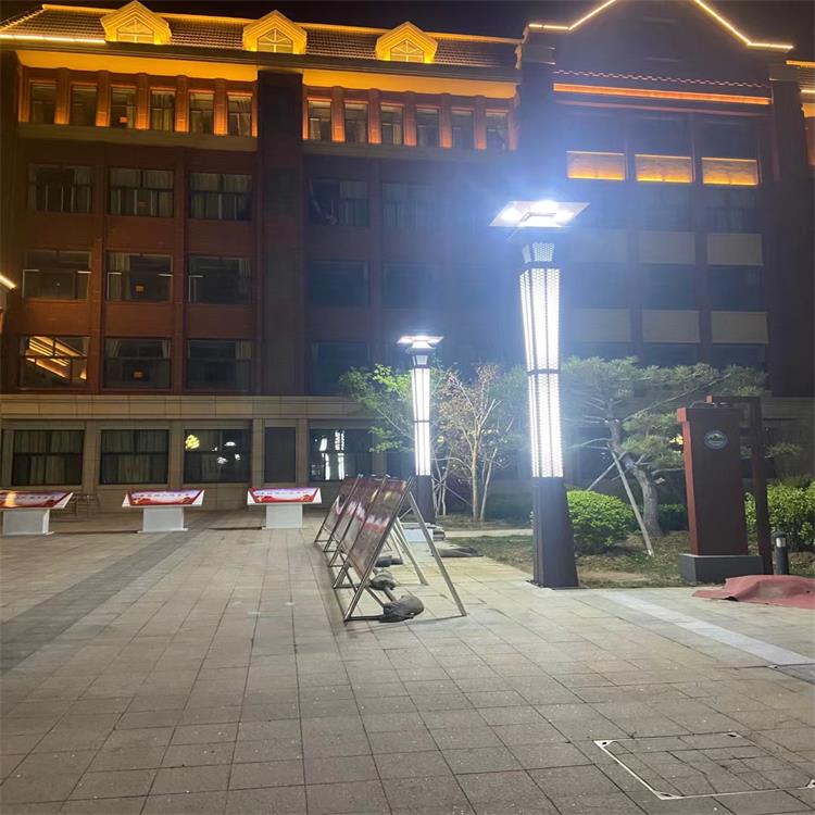 太阳能景观灯