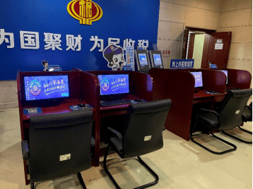 武汉炫彩led楼宇亮化工程公司_武汉康盛自控_武汉楼宇自控