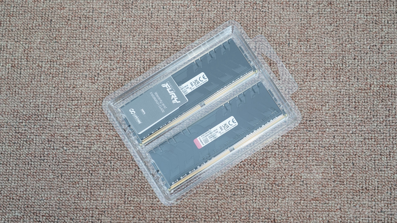 换个“马甲”就不认识你了？金士顿叛逆者DDR4 3600内存体验分享