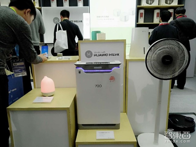 AWE家电巨头集体“高潮”开启AI模式，海尔美的秀肌肉