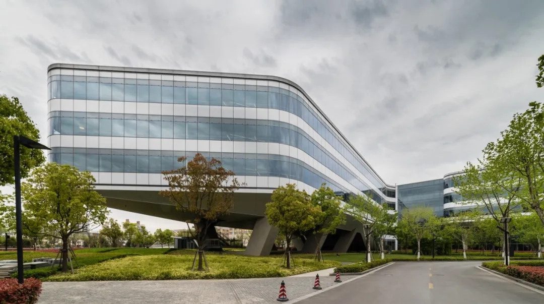技术质量季丨江森自控亚太总部大楼参观学习