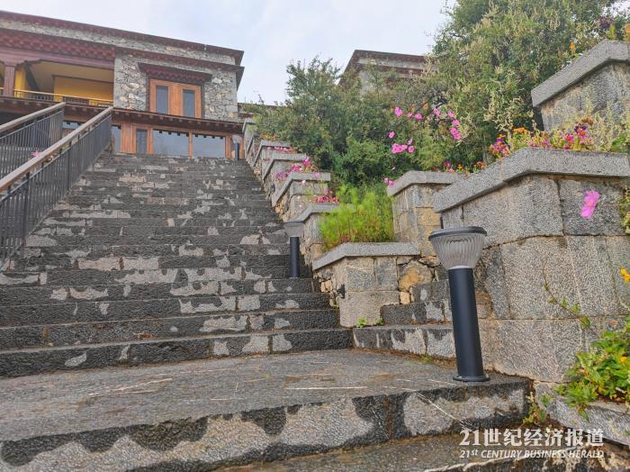 “双碳”风潮下的中国酒店：国内首个“零碳酒店”起步，探索绿色转型新方向