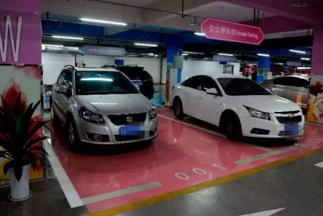 智能停车场_智能ic停车卡制作_鸿路钢构 智能停车