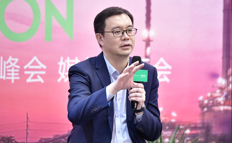 施耐德电气：中国工业由大转强，「百年老店」如何独辟蹊径？