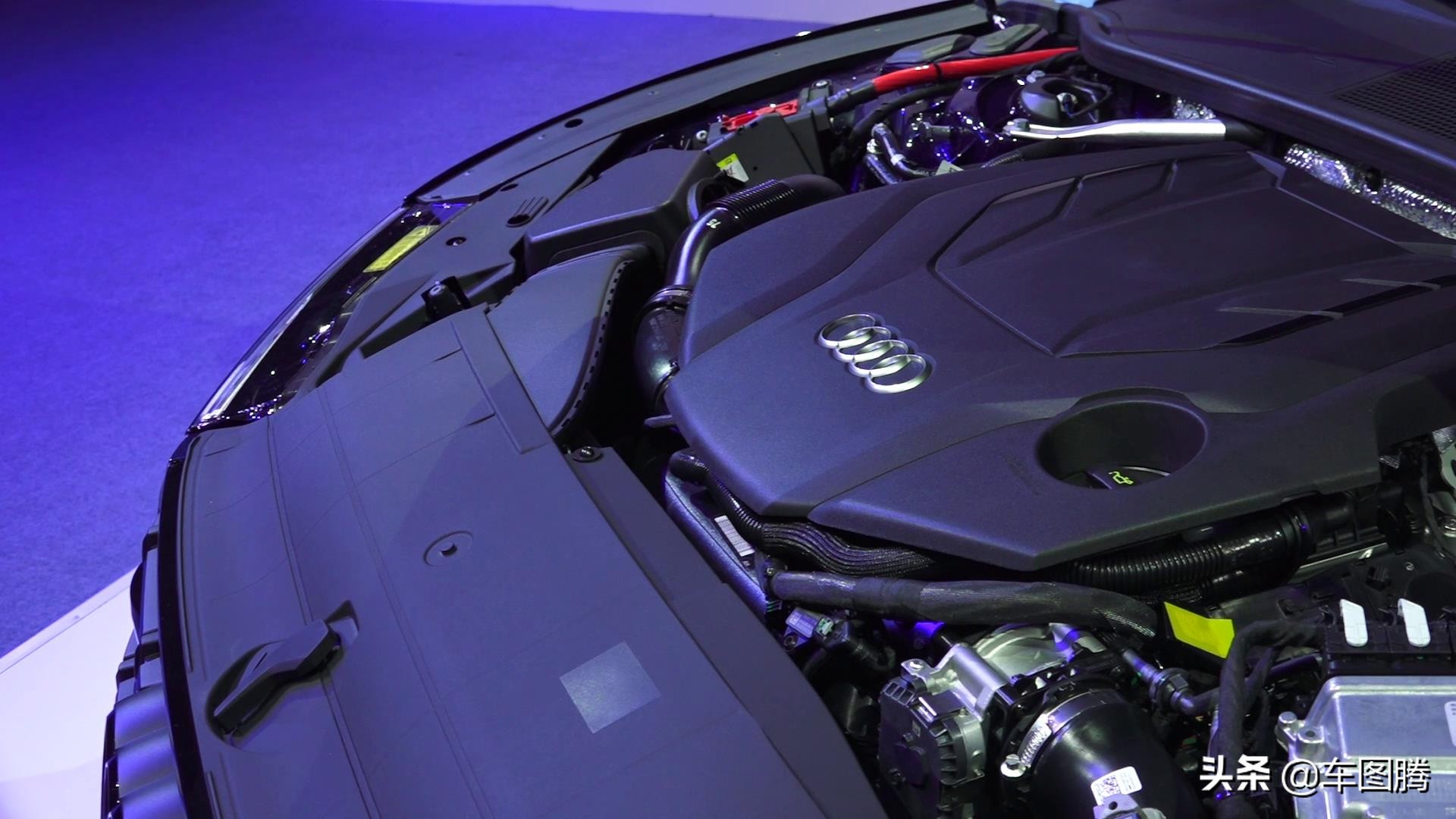 3.0T V6发动机+数字座舱+智能驾驶辅助！奥迪A7L解码