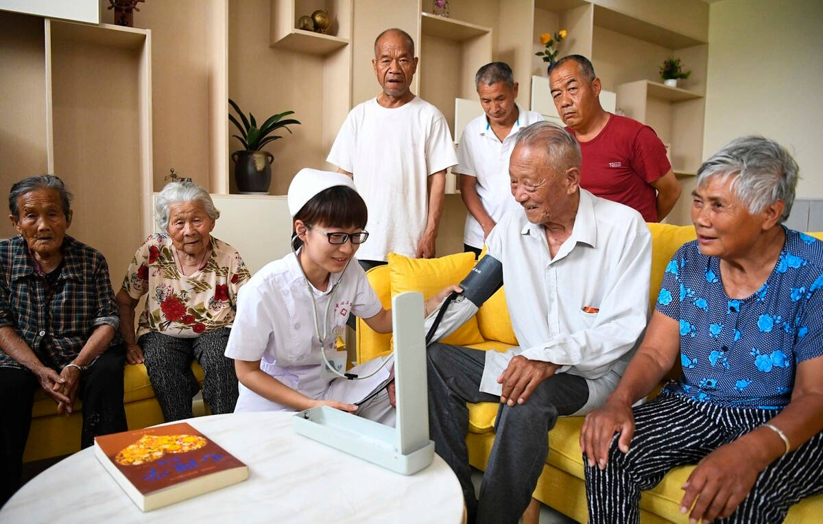 居家养老平台_城市居家老年人生活状况及其对社区养老服务的需求研究_居家社区养老政策