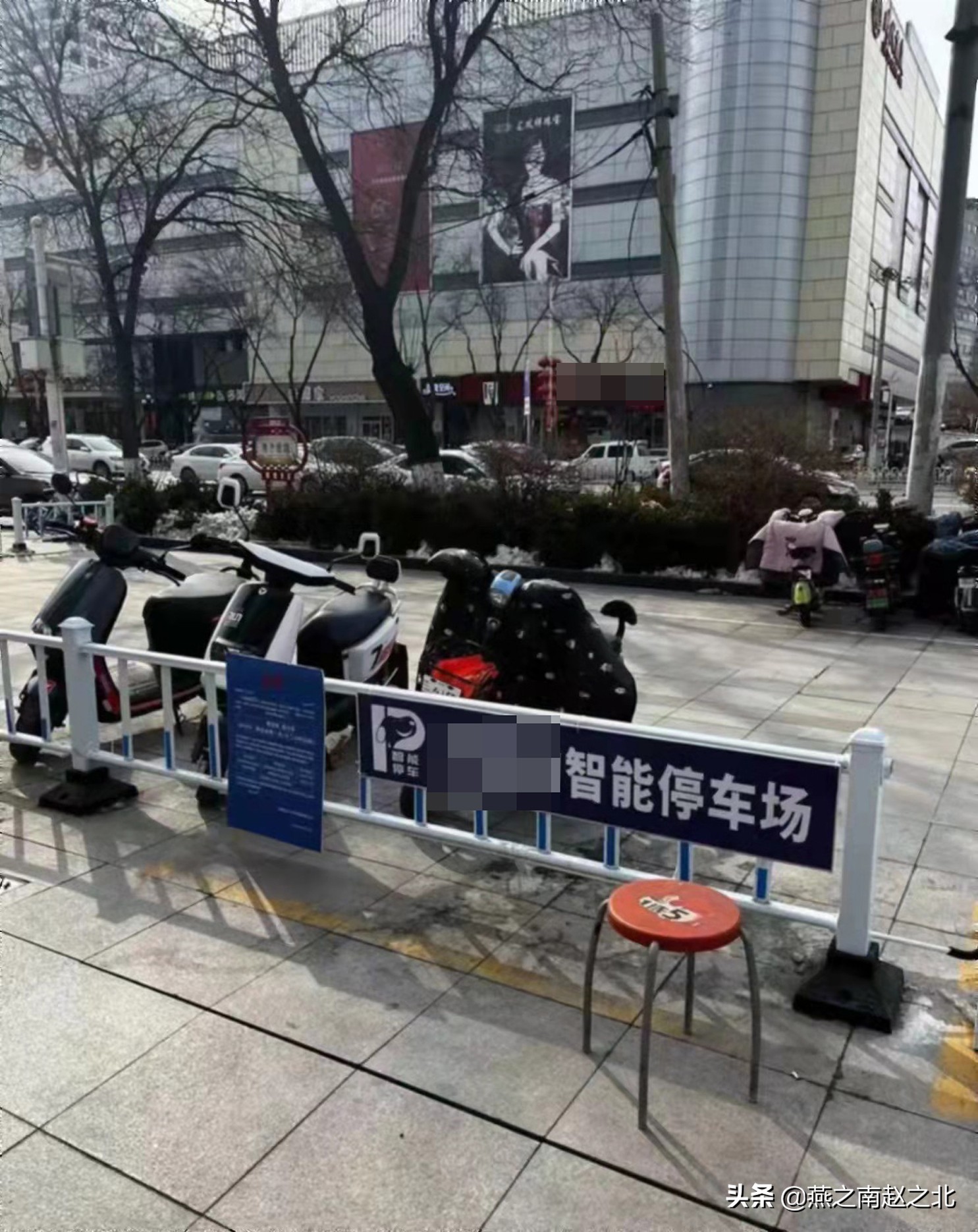 人脸扫描，无人看守，24小时开放，保定街头智能电动车停车场亮相