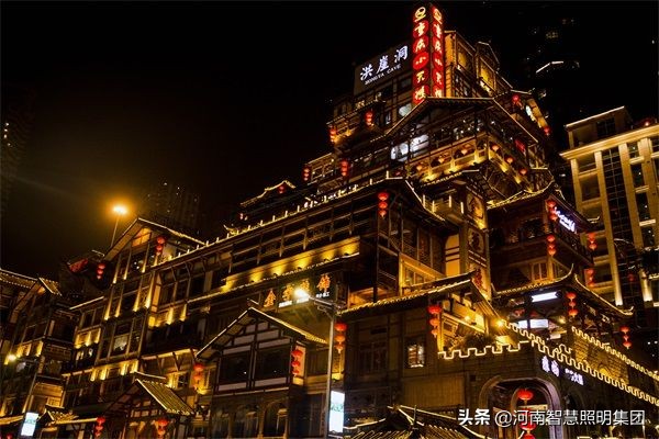 如何利用灯光工程来提升楼宇的知名度？