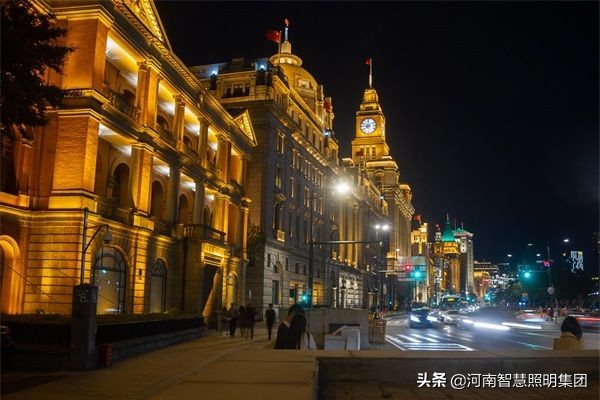 如何利用灯光工程来提升楼宇的知名度？