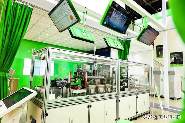 让下产品订单和点外卖一样便利，施耐德电气数字化新品闪耀进博会