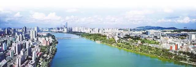 要闻▏南宁市青秀区楼宇经济引生广西首个区域商务楼宇物业管理服务规范指导意见