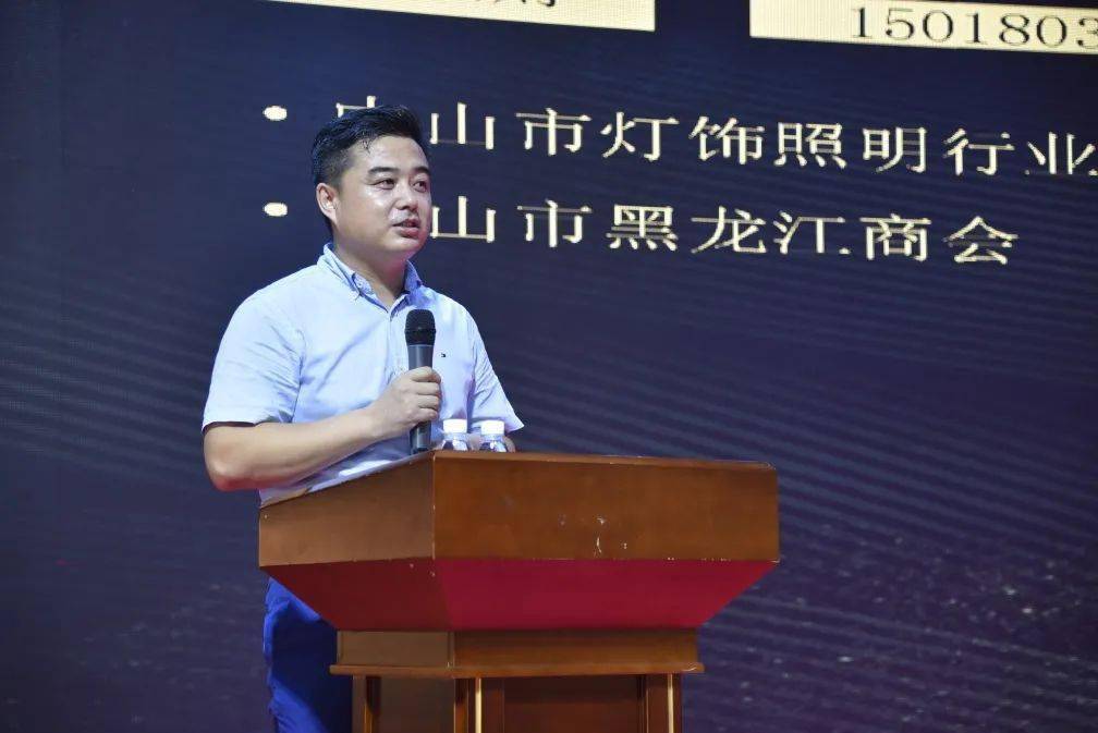 舞台灯具_舞台灯具模型_舞台灯具光参数标准