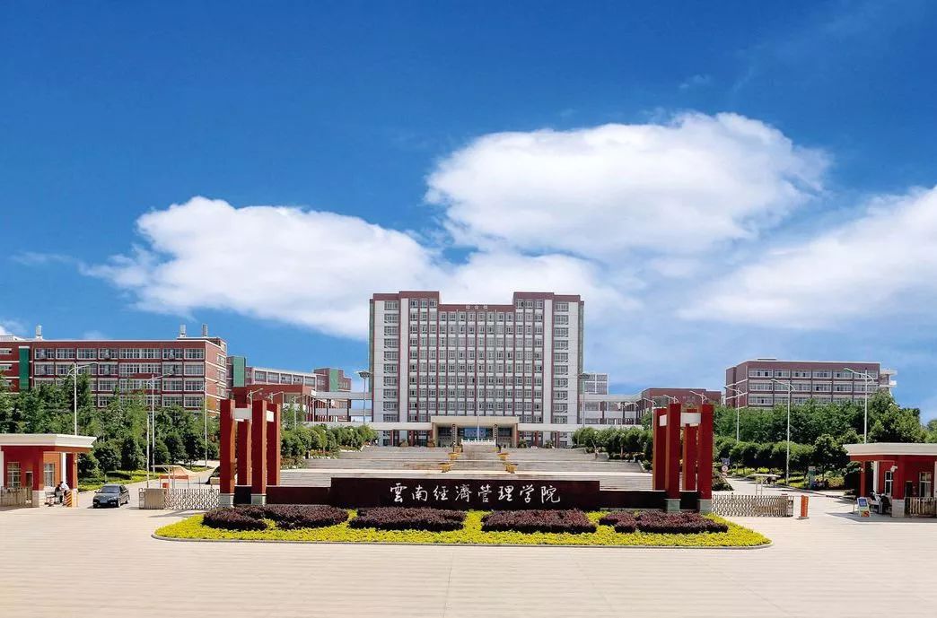 智慧门禁_智慧宝安门禁怎么开门_中控智慧门禁一体机