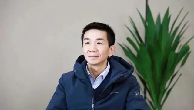 成都华体智慧路灯，不仅“火出圈”，而且红遍全国