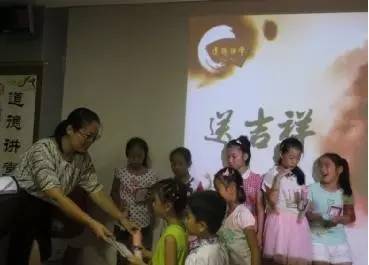 动态精彩青秀区（2016-110）：打造楼宇精细化服务“升级版”；开展夜市燃气安全隐患排查检查行动；津头街道开展道德讲堂活动