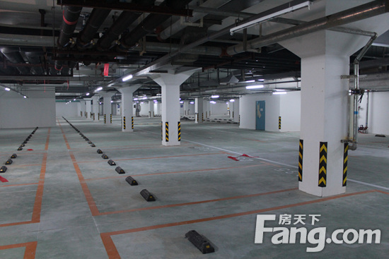 我爱我车智能移动车库_车库智能照明原理_智能车库