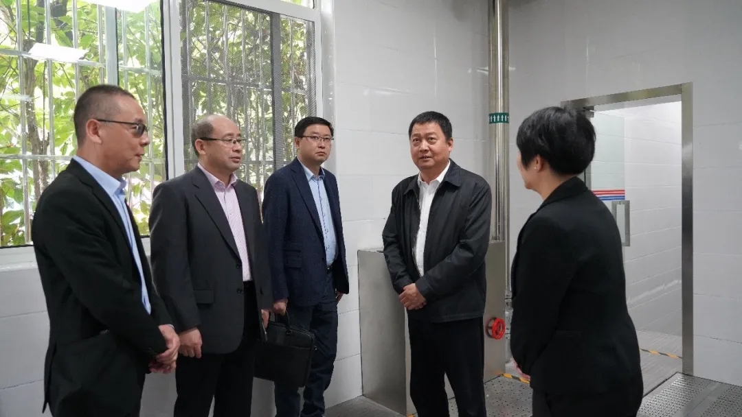 法国圣旺零能耗学校_学校如何管理教师微信群管理_学校能耗管理