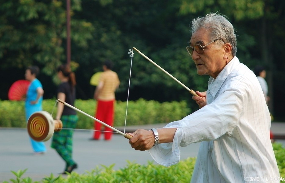 居家养老平台_养老服务信息平台_广元宝轮养老居家旅游宾馆