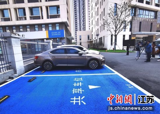 64位无法共享32位_郑州共享汽车停车点_共享停车位
