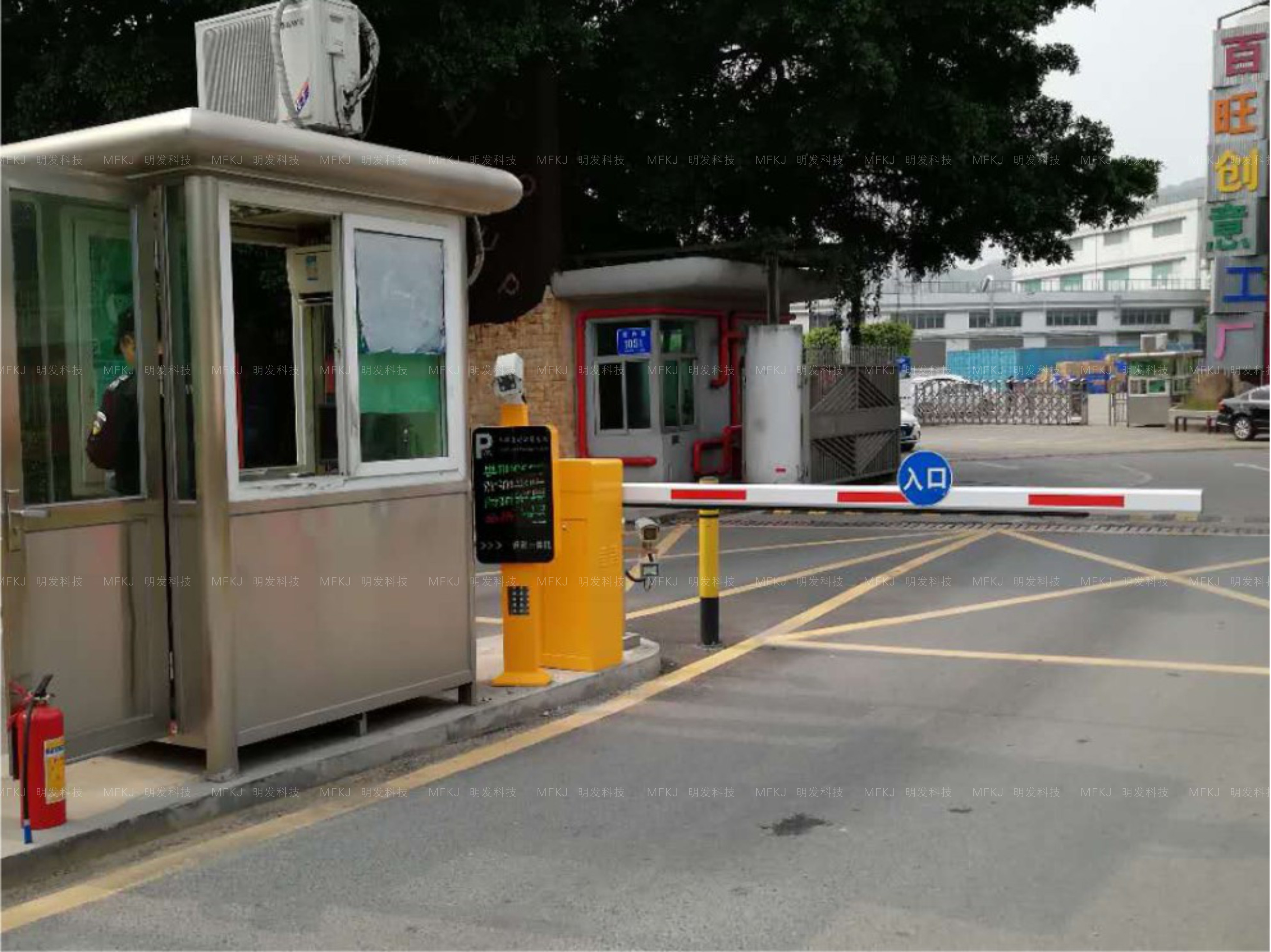 智能停车场_鸿路钢构 智能停车_停车场智能停车系统