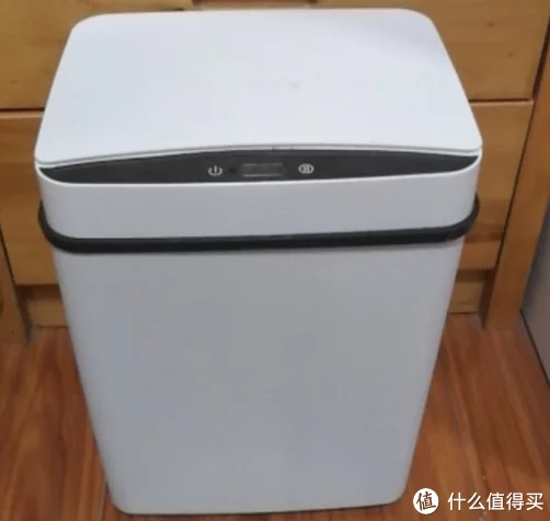 挂桶垃圾车图片大全_智能垃圾桶_挂桶垃圾车图片