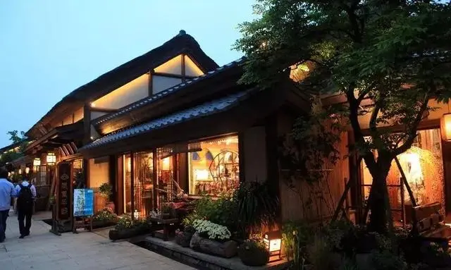 建筑照明设计标准 gb50034—2004_建筑照明_建筑照明设计规范
