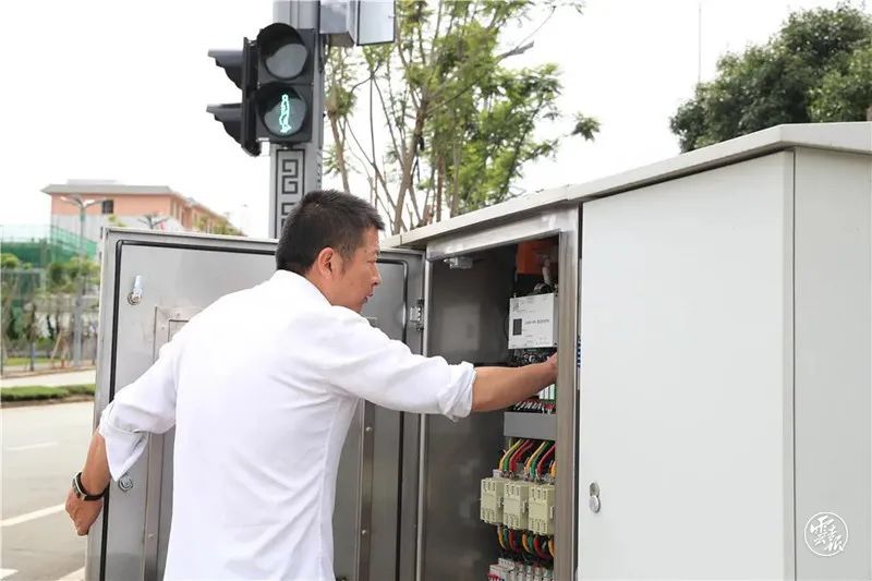 智能灯_天津 施耐德奇胜c-bus智能灯控_爱克智能灯官网