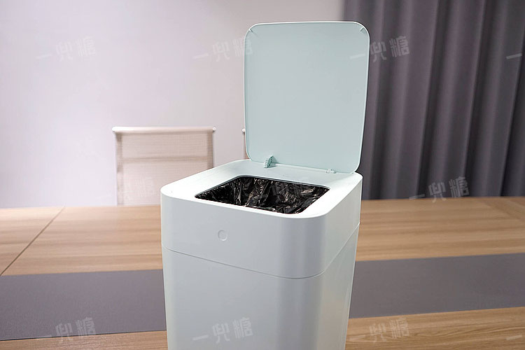 挂桶式垃圾清运车价格_5方挂桶垃圾车图片_智能垃圾桶