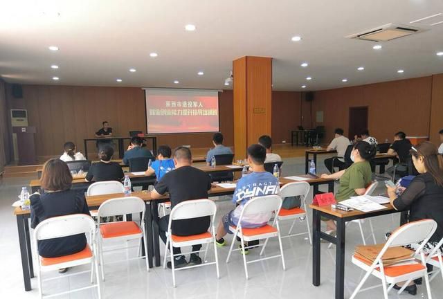 创业孵化平台_陕西动漫产业平台创业孵化中心_农特微商万人创业孵化平台
