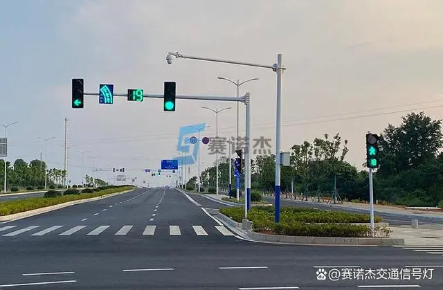 轨道交通与信号专业_交通信号机_交通手势8种信号图解