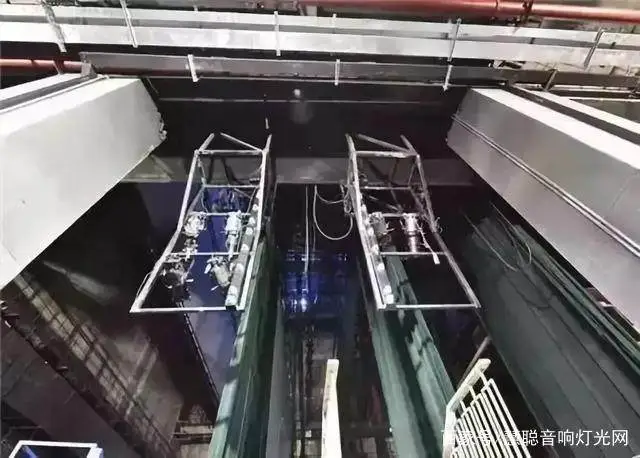 舞台灯具英文_舞台灯具的检验项目_舞台灯具