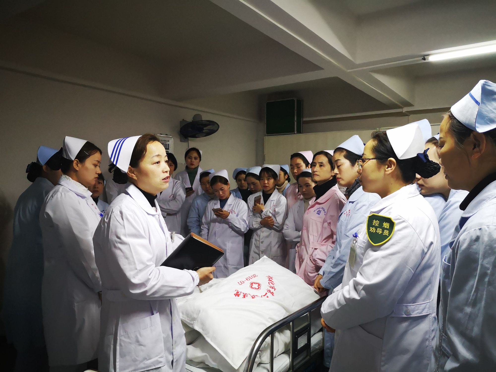 医院护理呼叫系统_医院病房呼叫系统优先级_医院呼叫系统