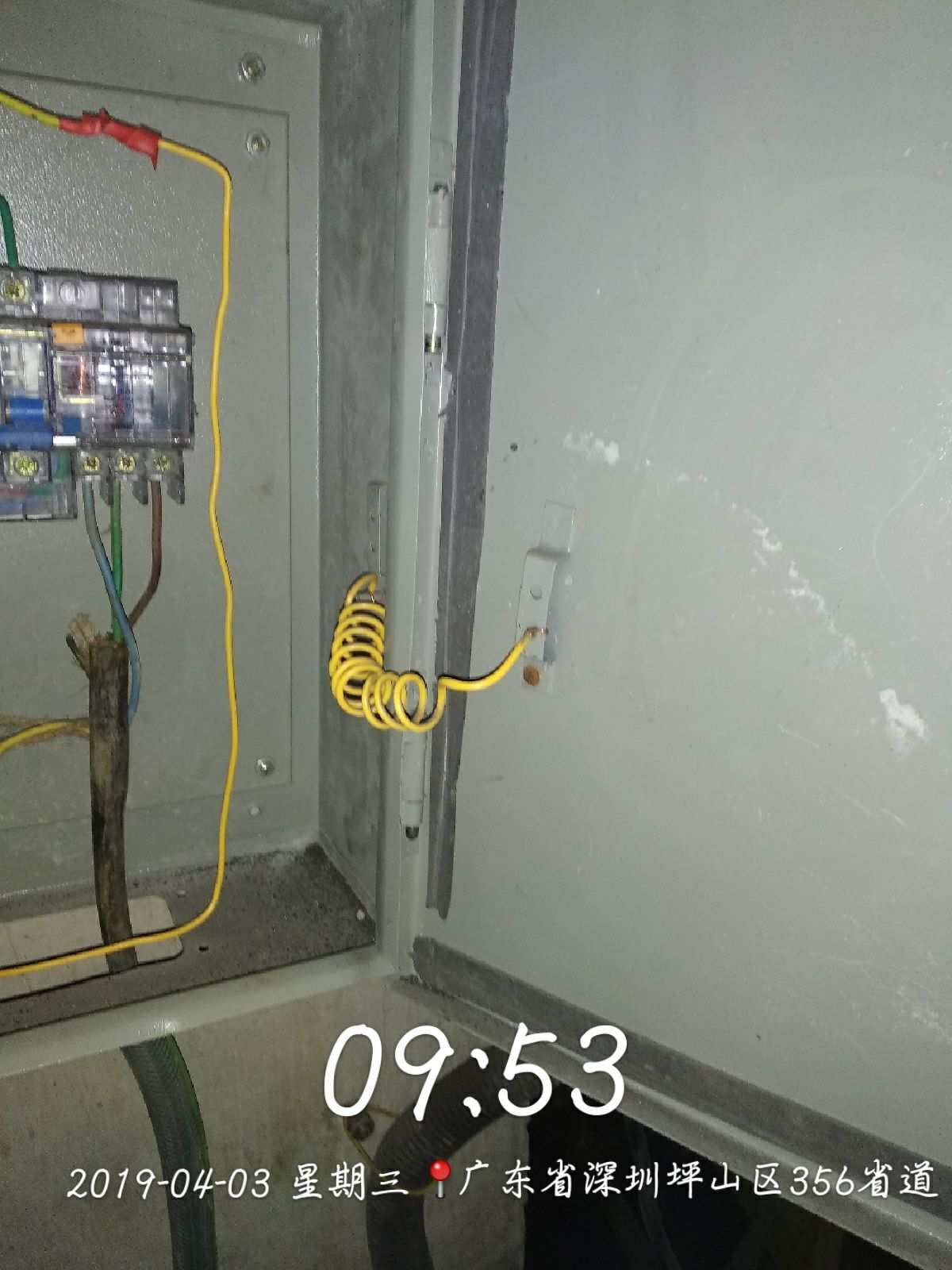 楼宇自控配电箱实物接线_楼宇对讲系统接线8根线_楼宇对讲系统接线图解